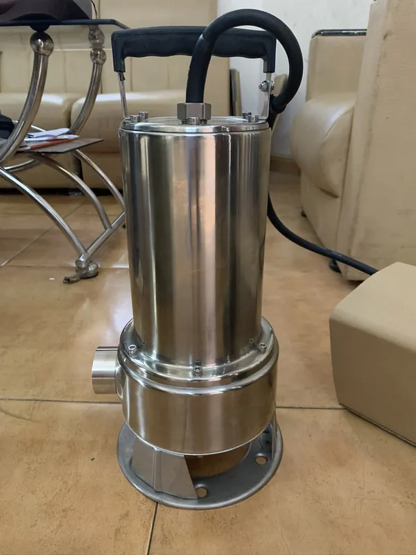 Bơm chìm inox Perotac cho hố ga và tầng hầm xưởng cơ khí 1 Bơm chìm inox Perotac cho hố ga và tầng hầm xưởng cơ khí