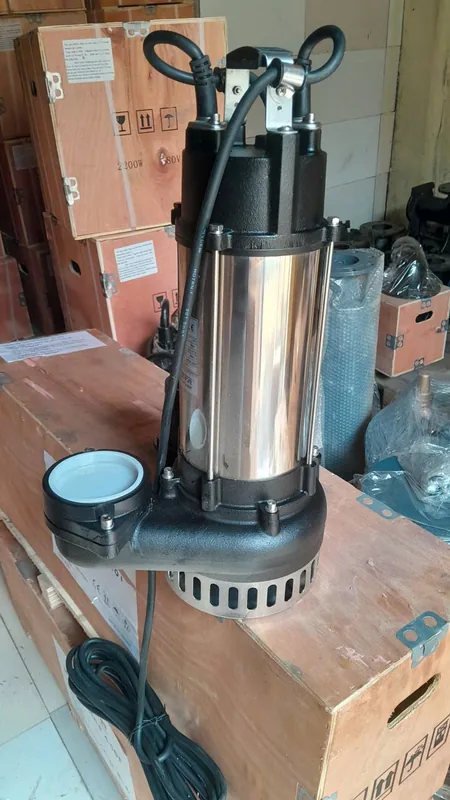 Một toà nhà có mấy hố bơm: phân biệt và chọn máy cho từng hố 3 Bơm chìm nước thải