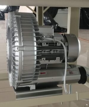 Máy thổi khí con sò Perotac GB-5500S 5.5kW Nhập khẩu Đài Loan 5 Máy thổi khí con sò Perotac một tầng cánh đặt trên khung, nối với ống dẫn khí